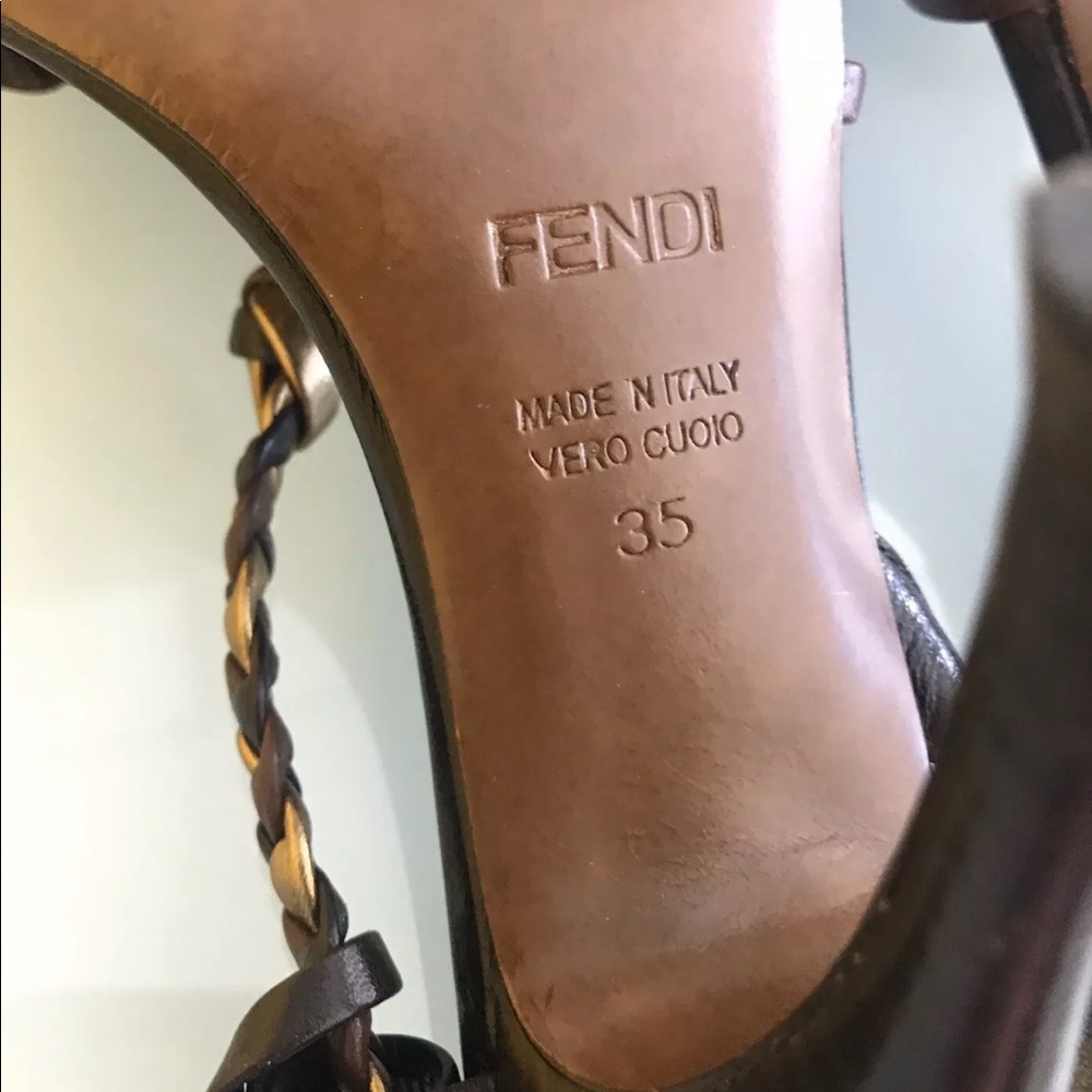 FENDI SANDALS - Picture 5 of 7